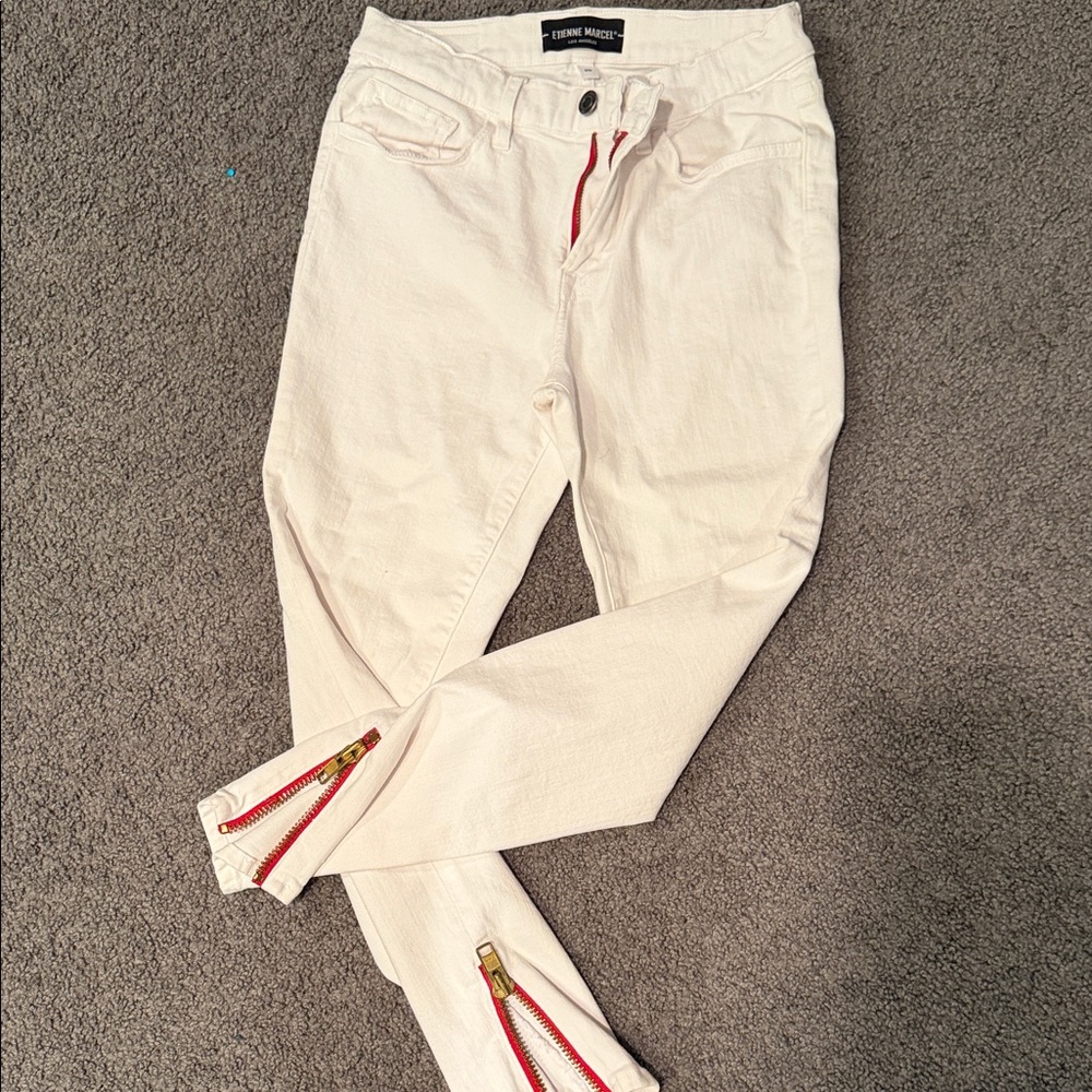 Etienne Marcel Cream Skinny Jeans with Red Zip Accents
